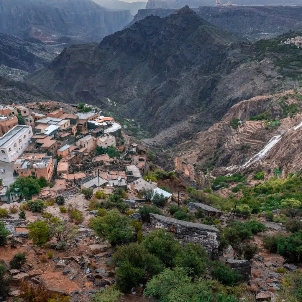 Top 20 Questions About Salalah Tours Answered: Best Time, Attractions, Safety, Khareef, Travel Tips