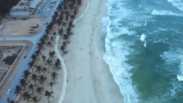 Discover the natural charm and peaceful vibe of Taqa Beach in Salalah, Oman, with this complete travel guide.