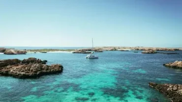 Dimaniyat Islands tour