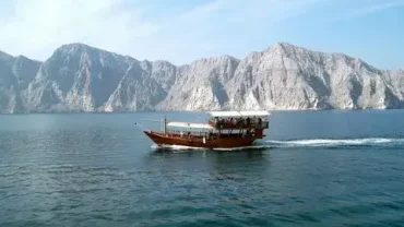 Oman dhow cruise